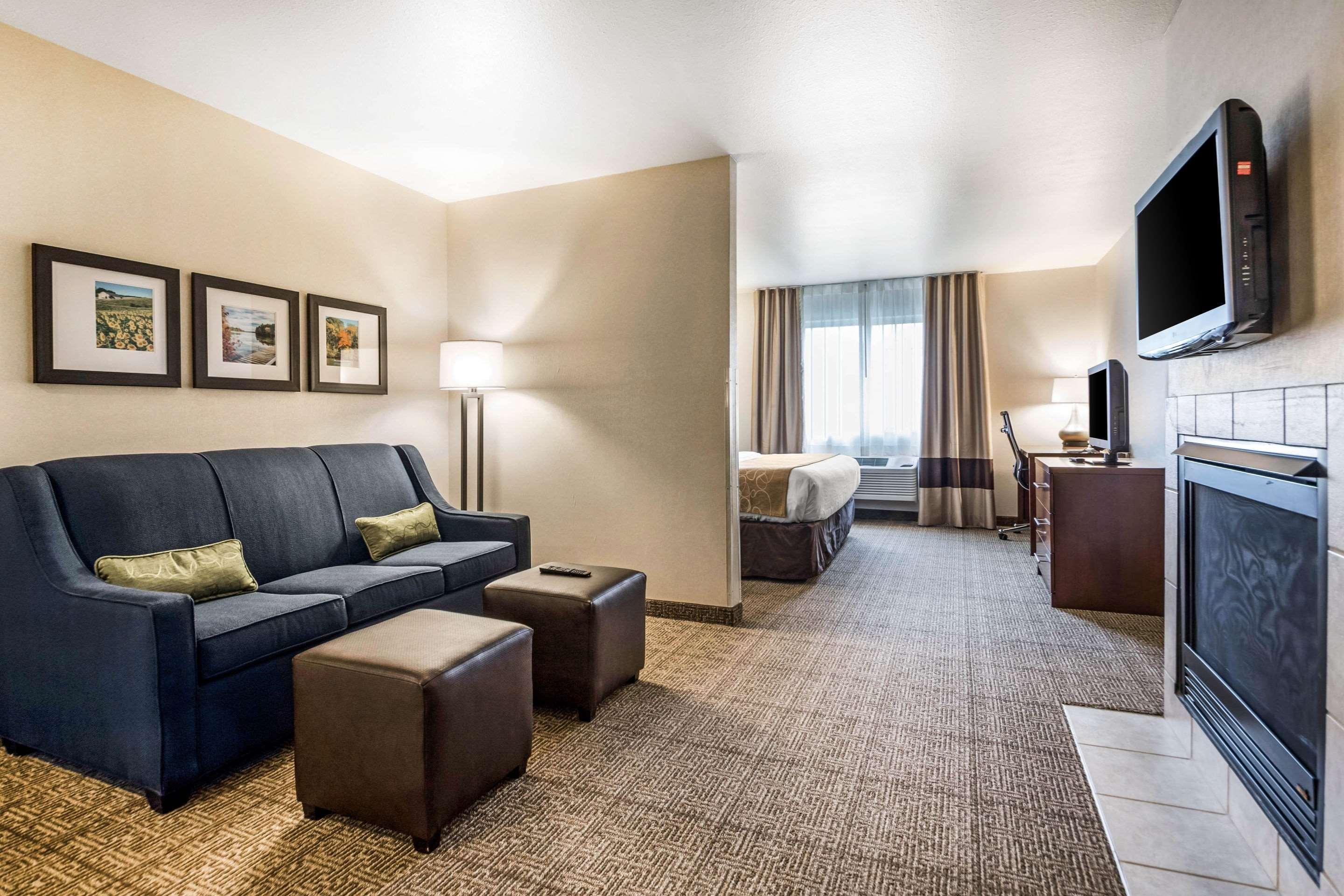 Comfort Suites At Par 4 Resort Waupaca Екстер'єр фото