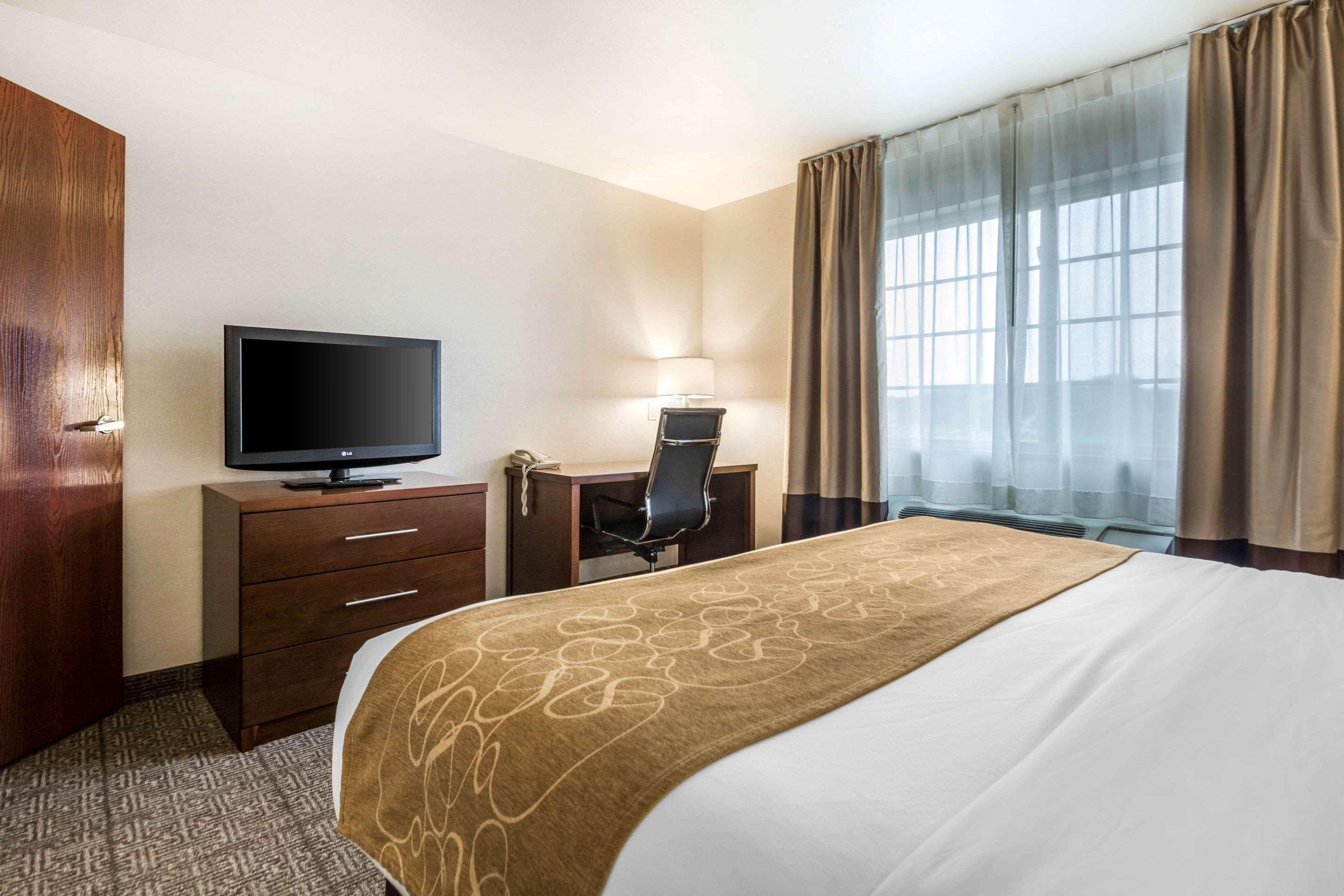 Comfort Suites At Par 4 Resort Waupaca Екстер'єр фото