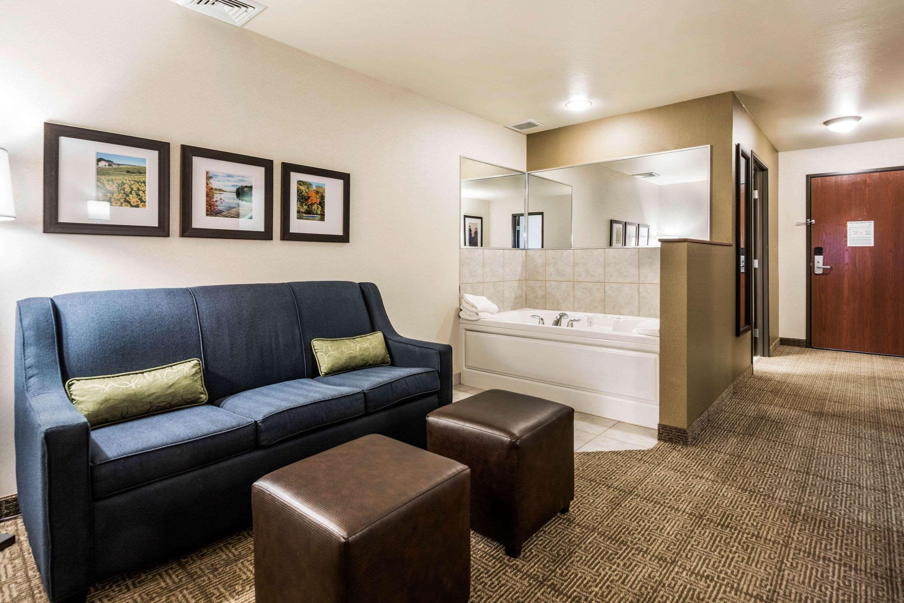 Comfort Suites At Par 4 Resort Waupaca Екстер'єр фото