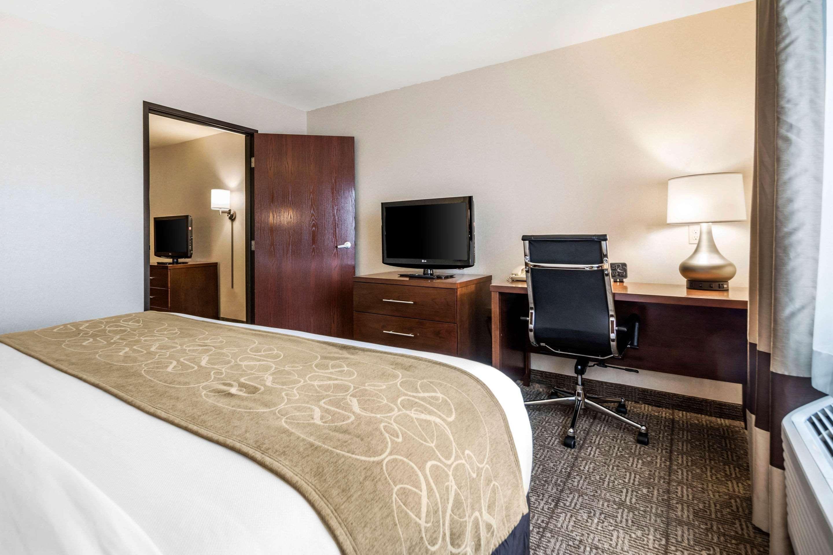 Comfort Suites At Par 4 Resort Waupaca Екстер'єр фото
