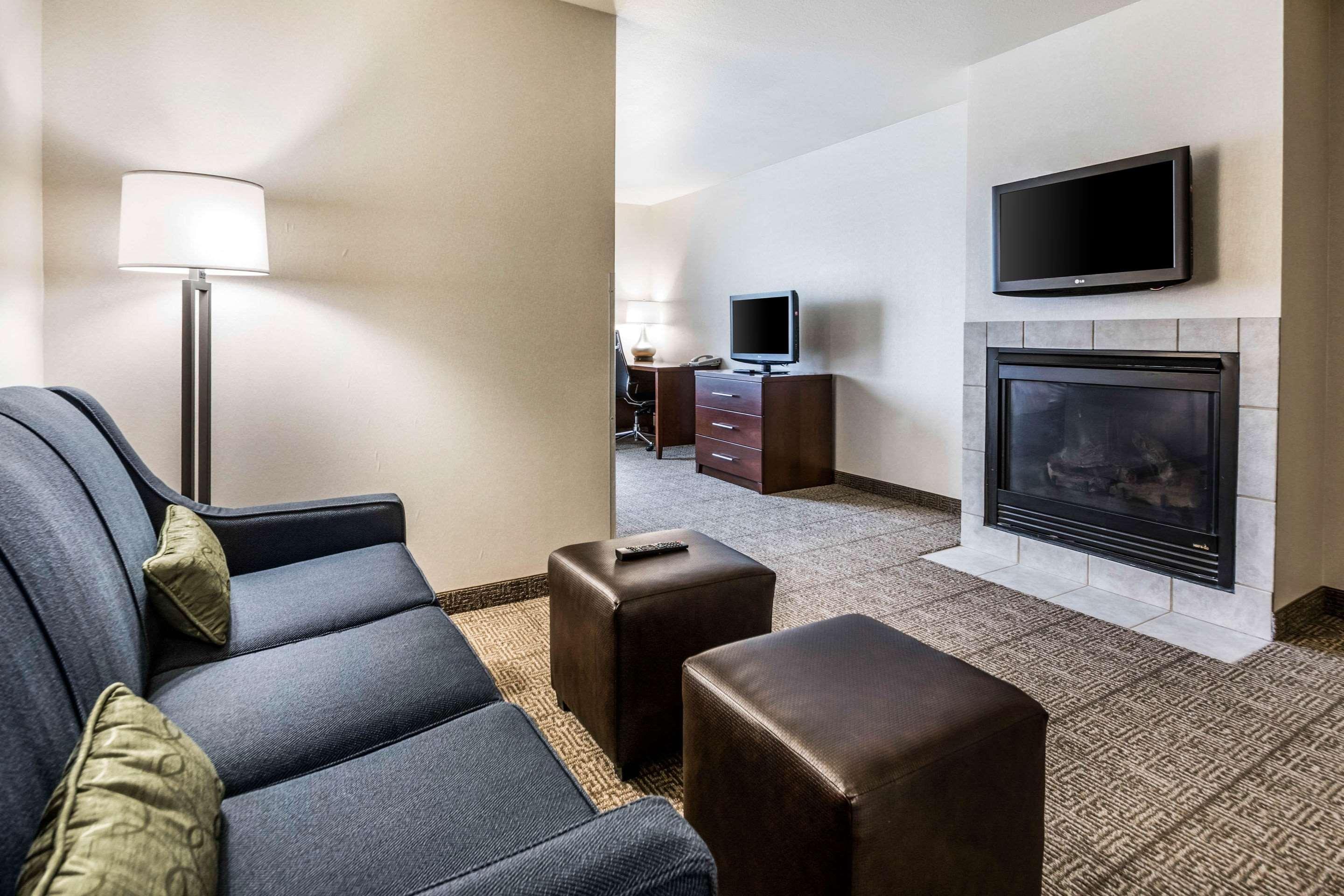 Comfort Suites At Par 4 Resort Waupaca Екстер'єр фото